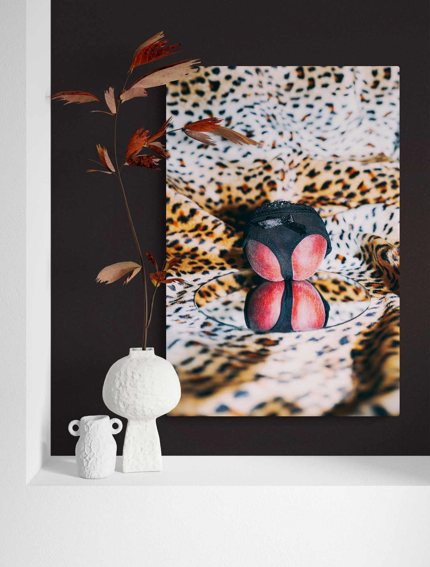 Peach Bum // Black Mirror